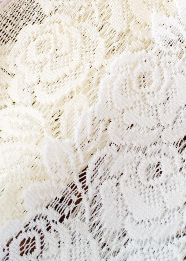 Heritage Lace Tea Rose Panel 60x84 White or Ecru